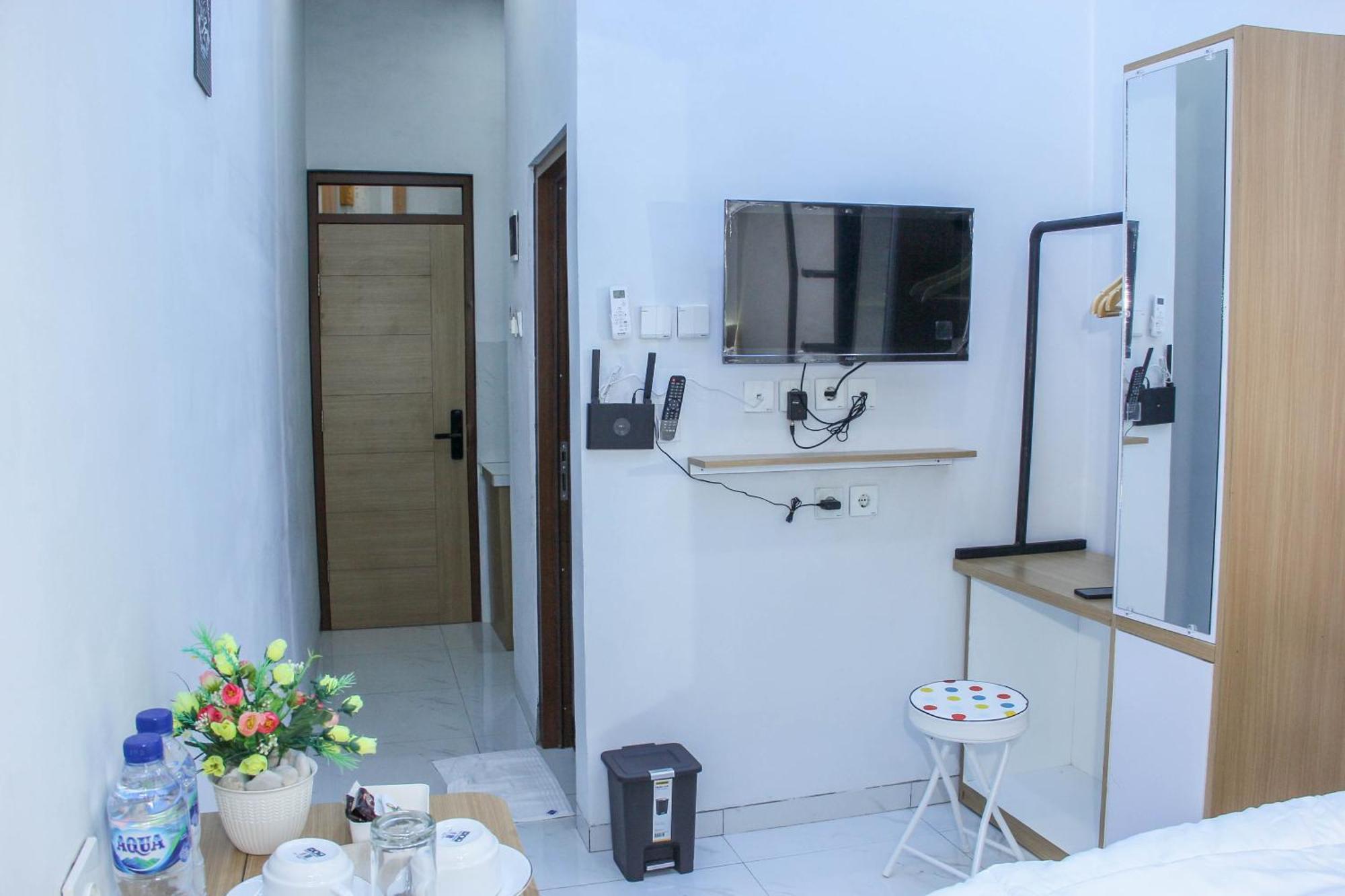 Laswi Syariah Guest House Bandung Luaran gambar